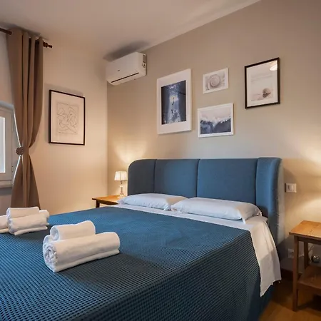 Con Giardino Vista Mare *