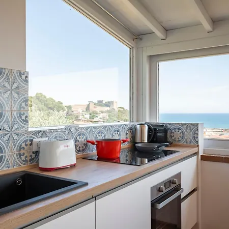 Con Giardino Vista Mare 카스틸리오네 델라 페스카이아